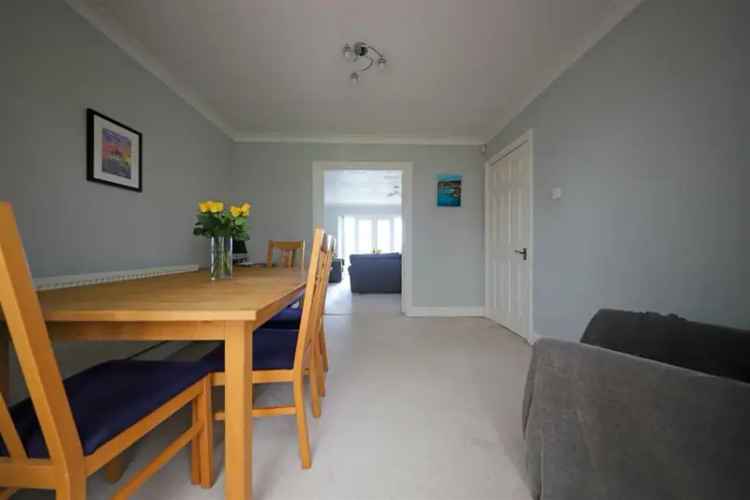 4 Bedroom Detached House for Sale in Woodingdean