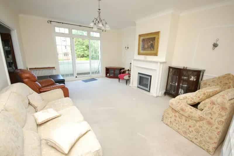 4 Bedroom Apartment for Sale Near Sandy Beaches