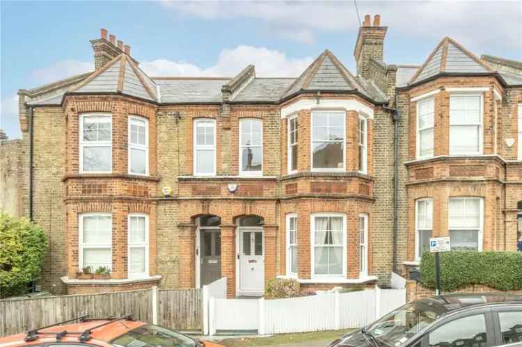 2 Bedroom Apartment for Sale in Victorian Conversion