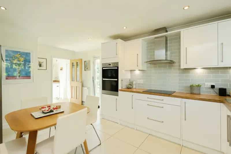 4 Double Bedroom Family Home with Double Garage and Matured Garden