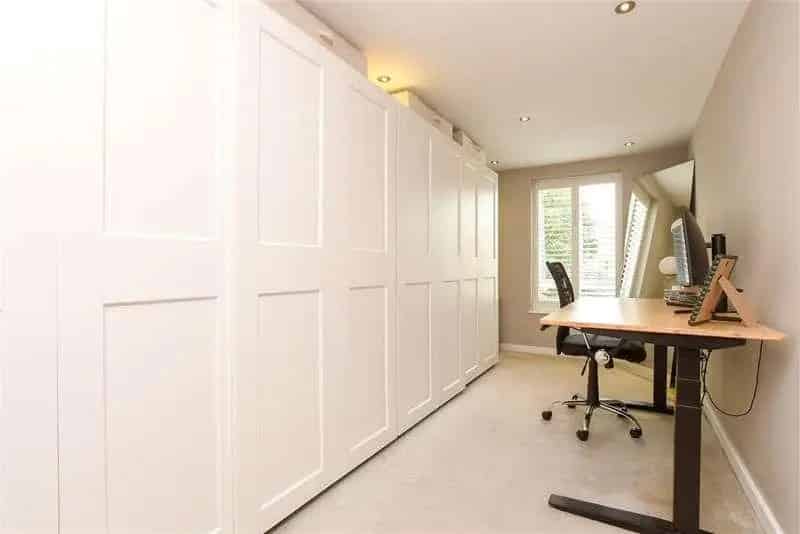 2 Bed Flat for Sale Modern Open Plan Living Allocated Parking