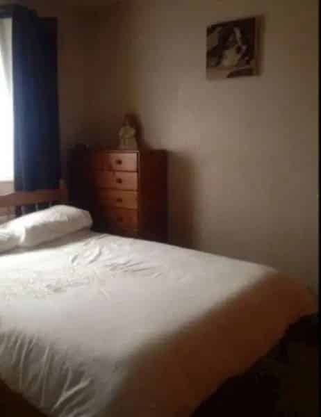 Large Family Home Near London Transport Links