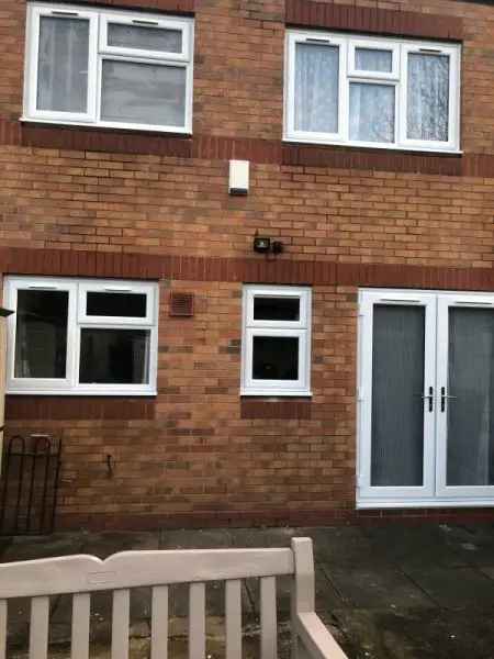 House For Rent in Birmingham, England