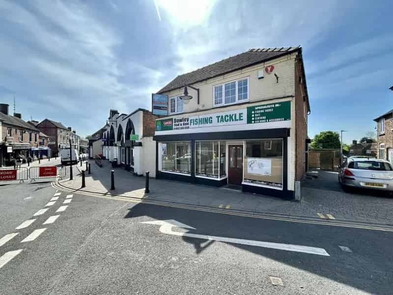 Shop Unit To Let Dawley Telford High Street 789 sq ft