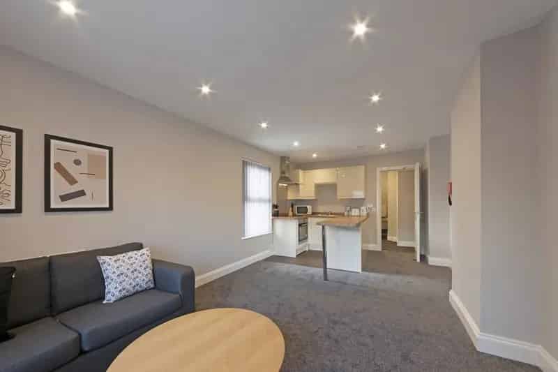 Stylish Furnished Apartment in Waveney Chambers