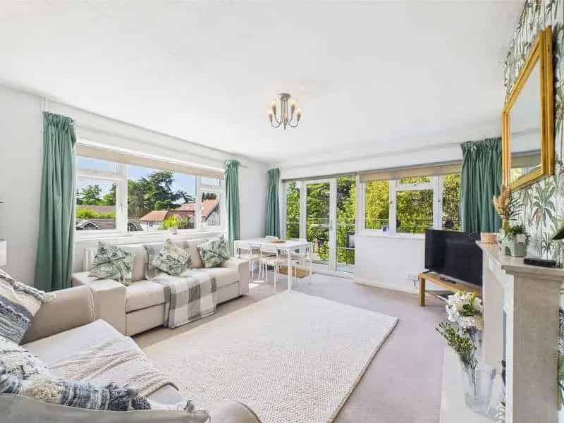 2 Bed Flat for Sale in Reading