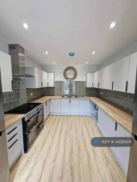 9 Bedroom Detached Student House 25 26 Academic Year