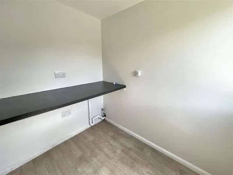 3 Bed Semi-Detached House for Sale