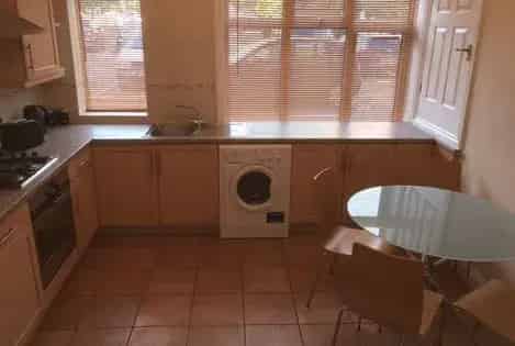 5 Bedroom Student Apartment Near Solent University Southampton