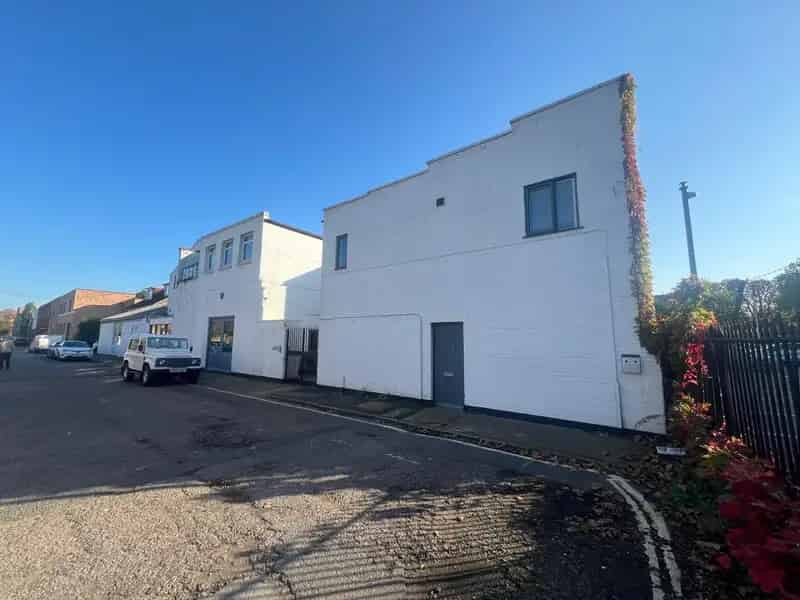 Commercial property For Rent , London, England