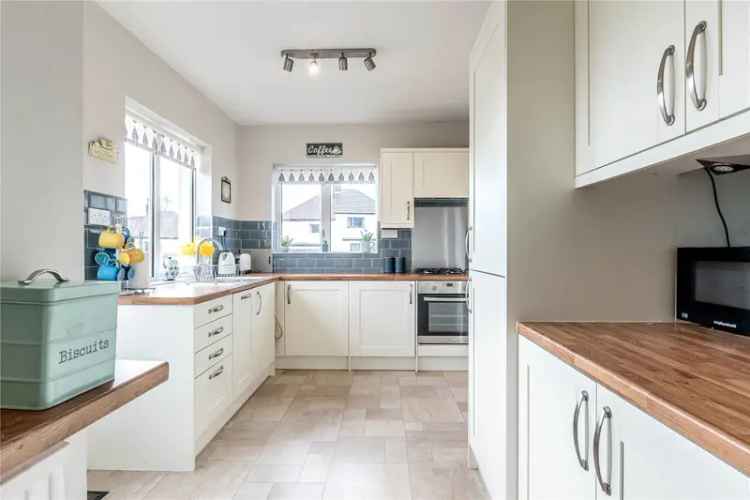 House For Sale in Leeds, England