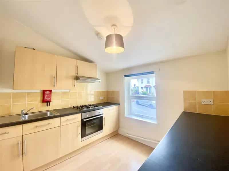1 Bedroom Apartment in Speedwell Ideal for Professional or Couple