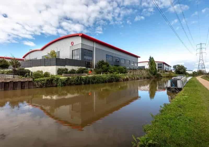 SEGRO Park Enfield: Modern Industrial Units with Excellent Amenities