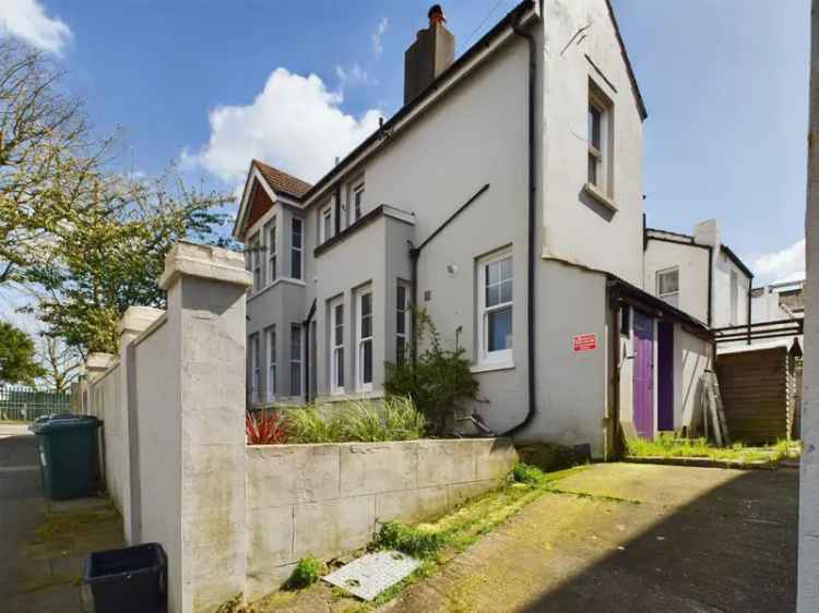 5 Bedroom House to Rent near London Road Station