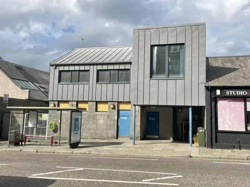 Two-Story Semi-Detached Office Building For Sale
