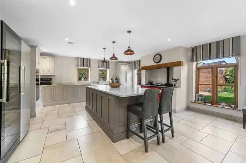 5 Bed 5 Bath Barn Conversion For Sale