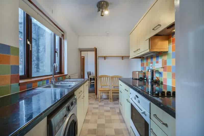 3 Bedroom Flat To Rent