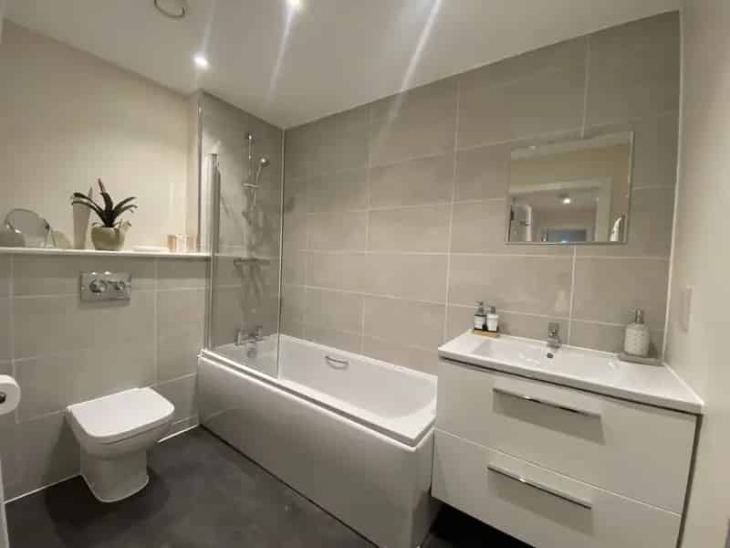 Two Bedroom Apartment Near Corby Train Station EPC A Rated