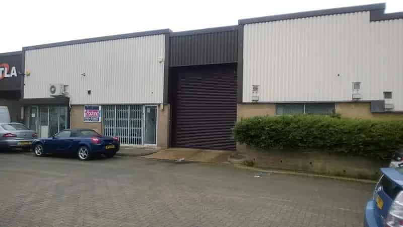 4926 sq ft Freehold Industrial Unit Northampton