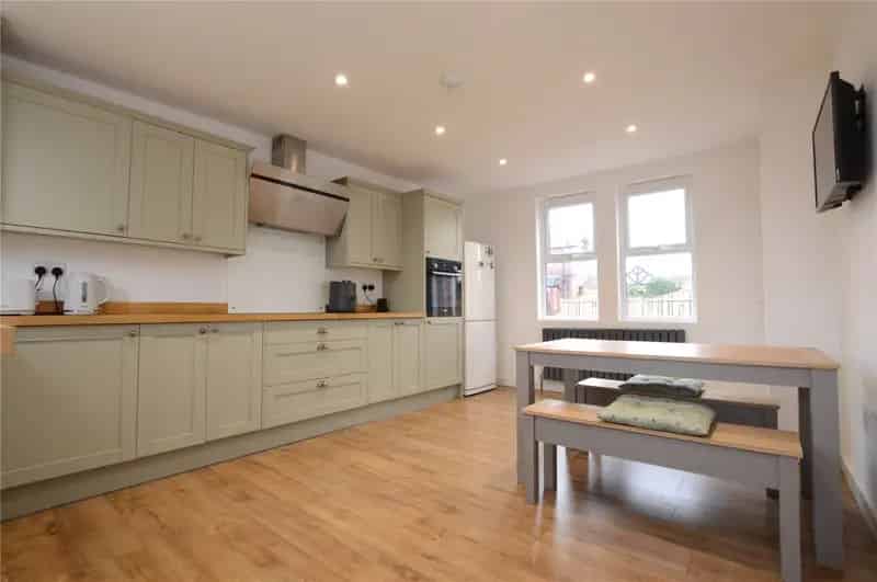 Three Bedroom Detached House in Methley with Planning Permission for Extension