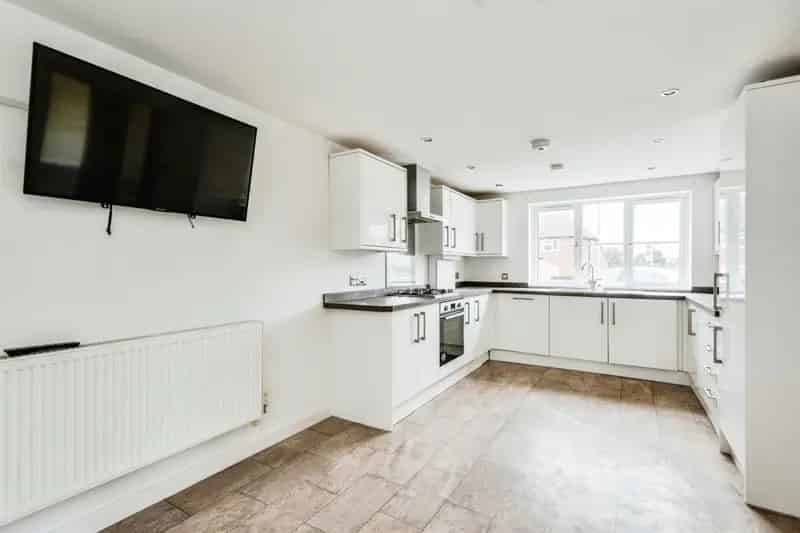 4 Bedroom Detached House Royal Wootton Bassett