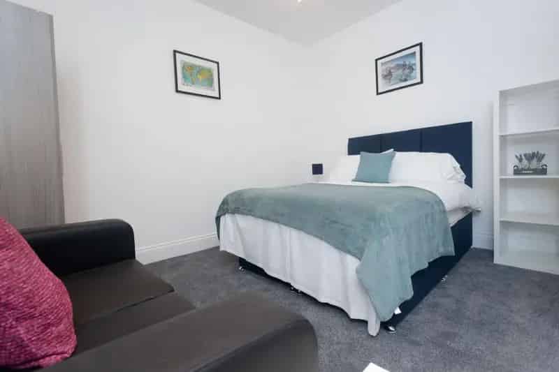 One Bedroom Flat Harehills Leeds Zero Deposit Available
