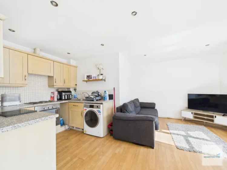 2 Bedroom Flat For Sale - Bright Spacious Apartment with Parking