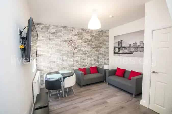 4 Room En-Suite House Near Liverpool Universities