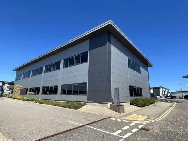 Modern Office Space to Let in Westhill Kingshill Business Park