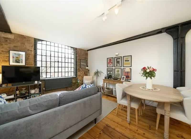 Warehouse Conversion with Period Features