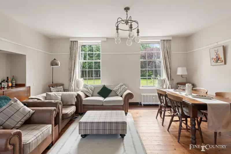 6 Bedroom Detached House Sutton Bridge Lincolnshire