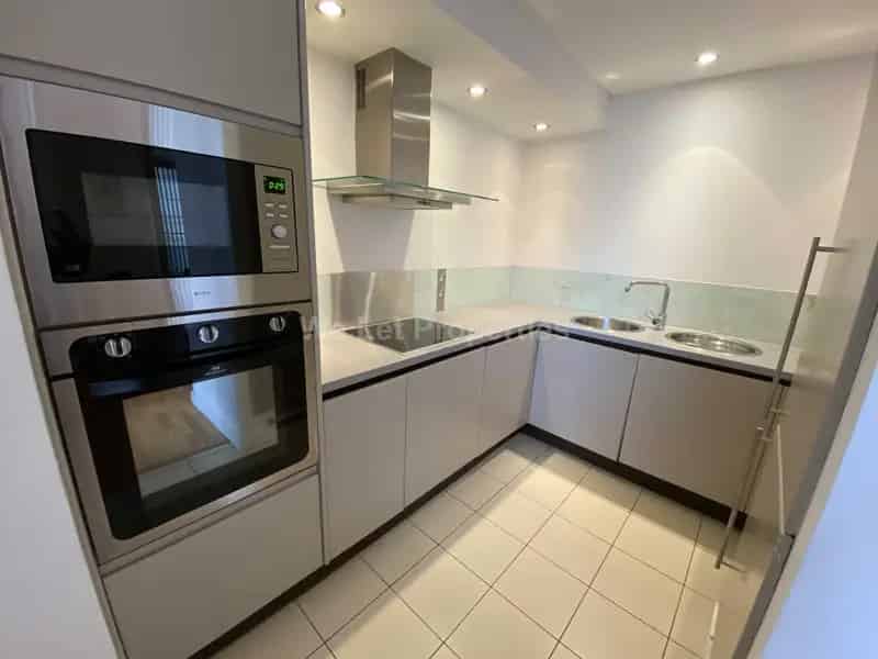 2 Bedroom Apartment Spinningfields Furnished Parking Concierge