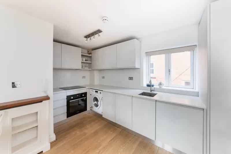 3 Bedroom Duplex House to Rent in Oxford