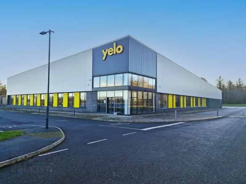 Modern High-Tech Factory Sale Leaseback 25359 sq ft