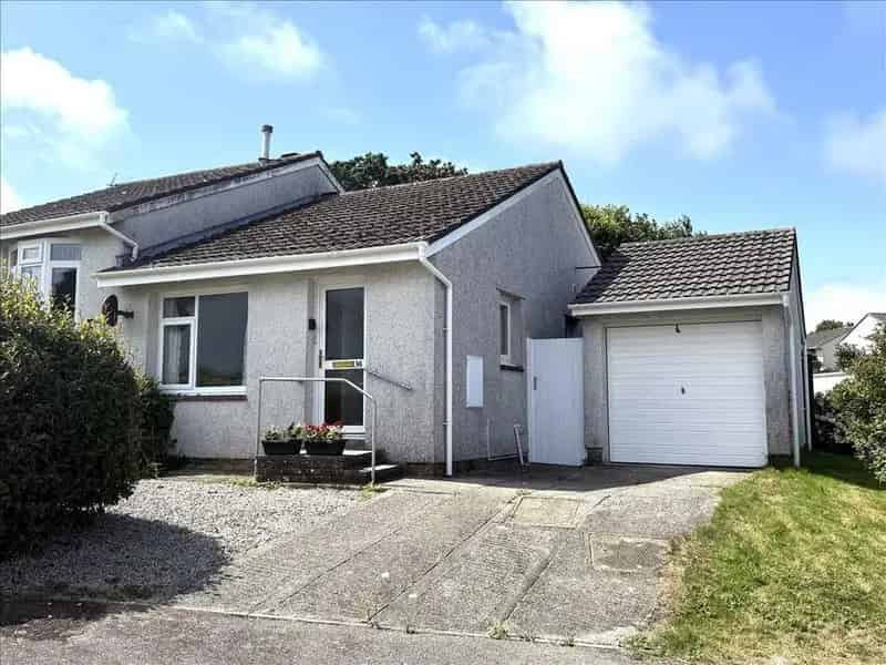 2 bedroom property for sale