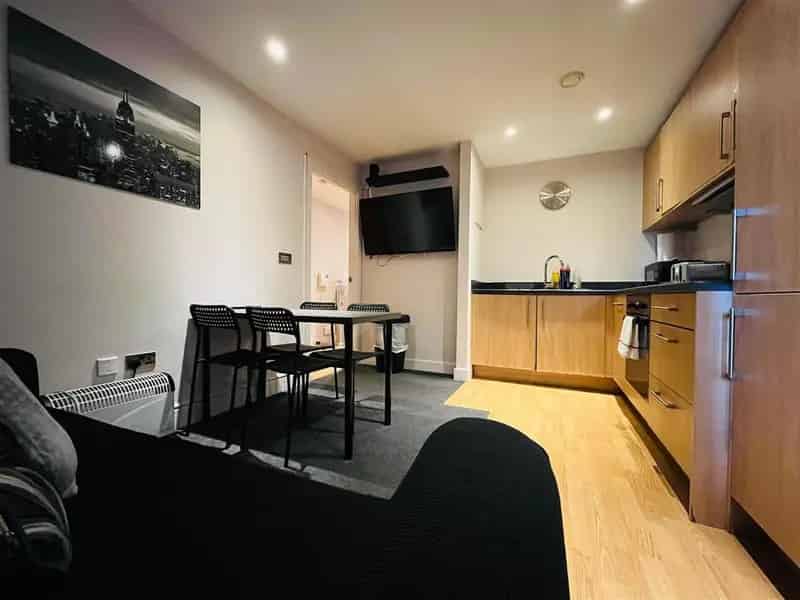 3 Bedroom Flat to Rent