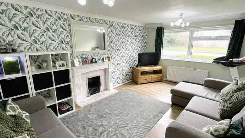 4 Bedroom Link Detached House for Sale near Sutton Park