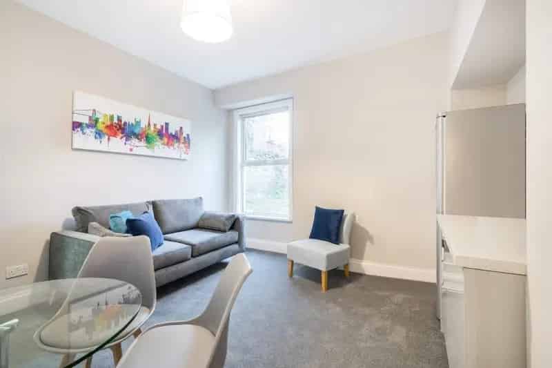 3 Bedroom Flat to Rent