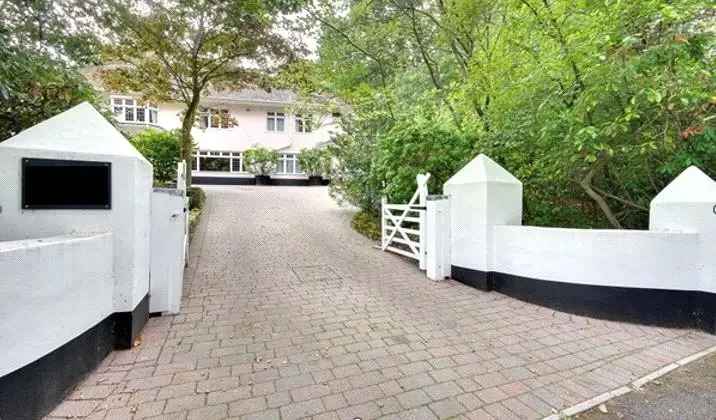 Detached House for sale with 7 bedrooms, Leicester Road, Branksome Park