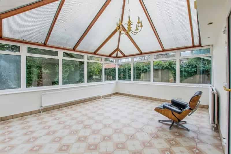 3 Bed Detached Bungalow Near Peterborough Train Station