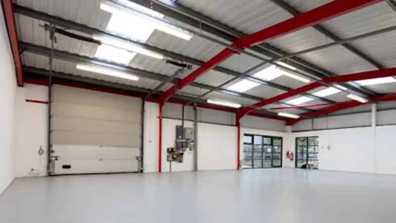 Refurbished Tudor Estate Unit - Allocated Parking & 3-Phase Power