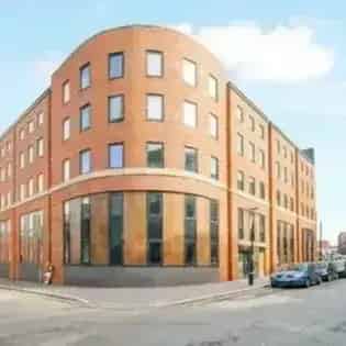 1 room flat of 135 m² in Birmingham