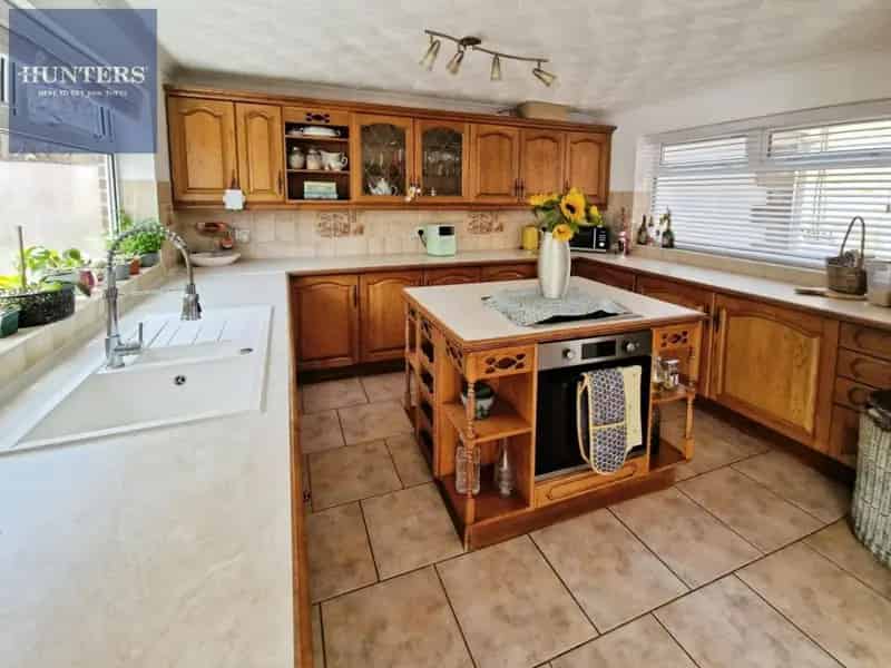 4 Bedroom House For Sale Near Amenities and Schools