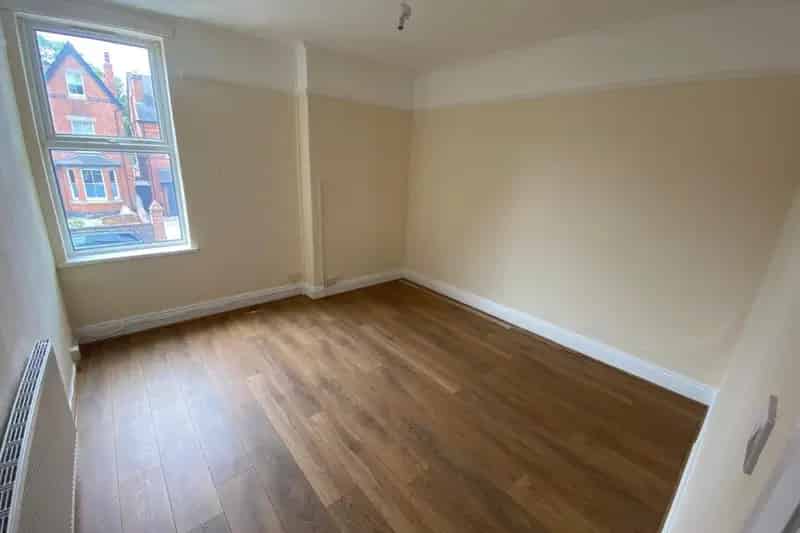 Two Bedroom Apartment Edgbaston City Centre New Kitchen Flooring