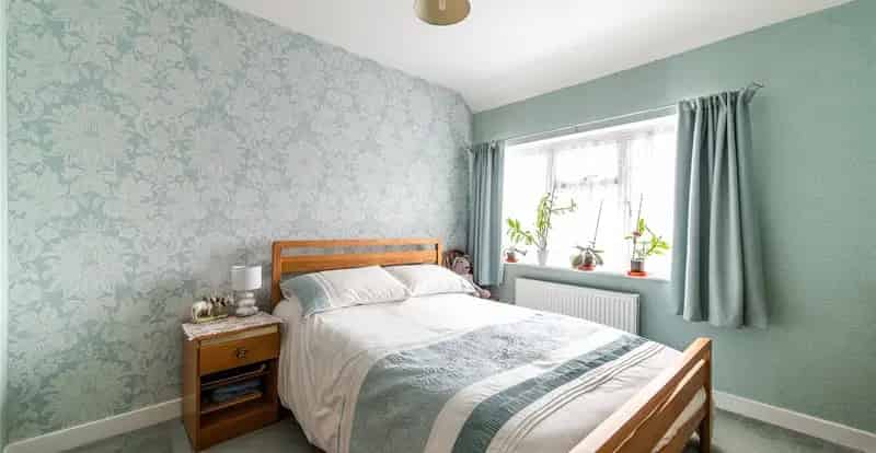 3 Bedroom End Terrace House For Sale