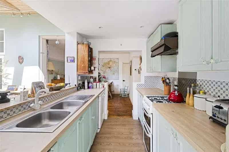 3 Bed House for Sale - Beautiful Victorian Home with Large Garden