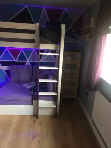 2 Double Bedroom House Near Shops and Transport Links