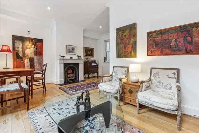 3 Bedroom Mews House for Sale in Wetherby Mews London SW5