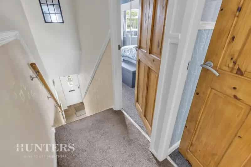 2 bed house for sale