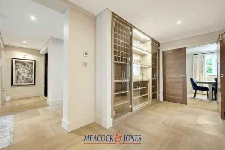 6 Bedroom Detached House 5250 sq ft